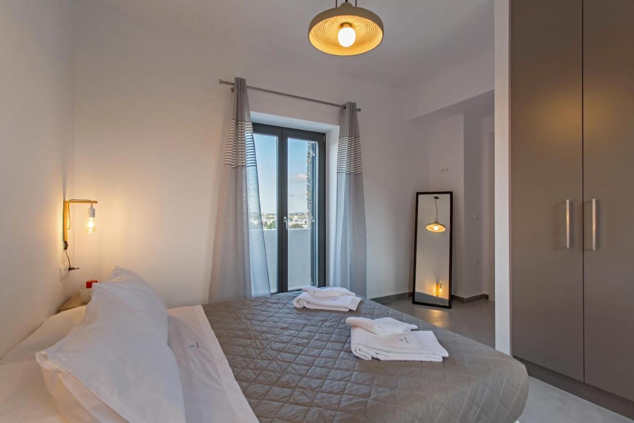 Vastblue Of Paros Aparthotel Ambelas Exterior photo